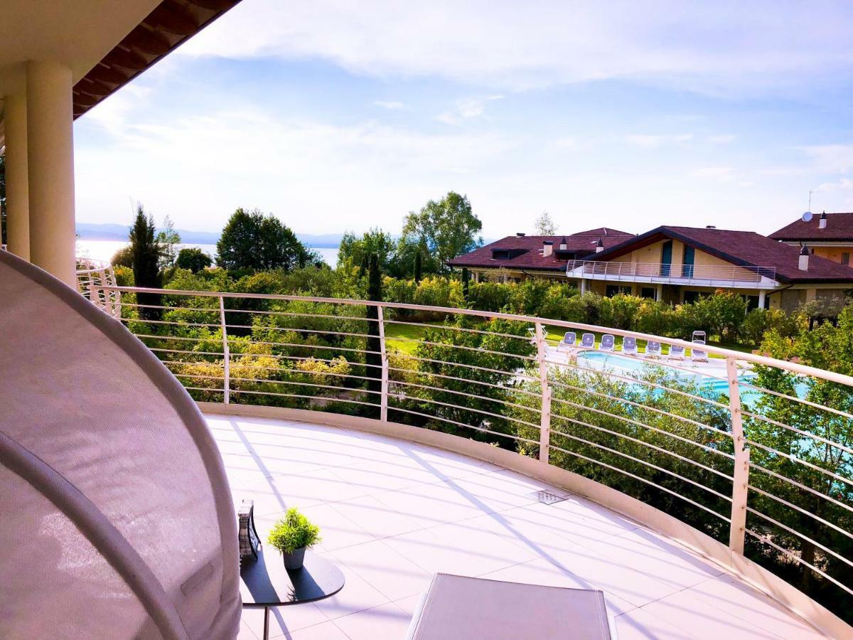 Paradise Luxury Apartament *
